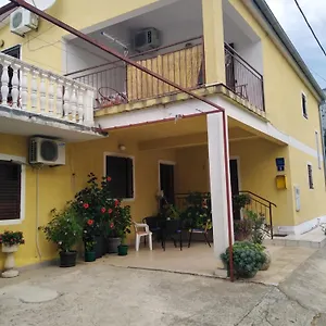 Apartman Ivan, Stari Grad